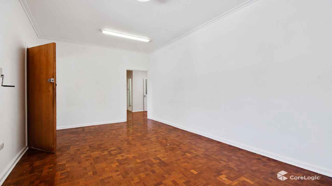 17-Nitschke-St_Living-room-3_1-2